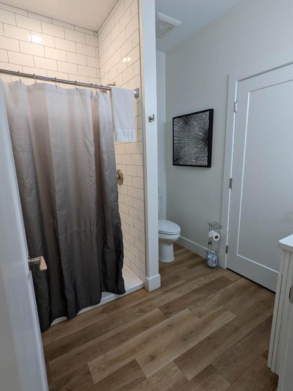 Location Location - Capri Condo 212 特拉弗斯城 外观 照片