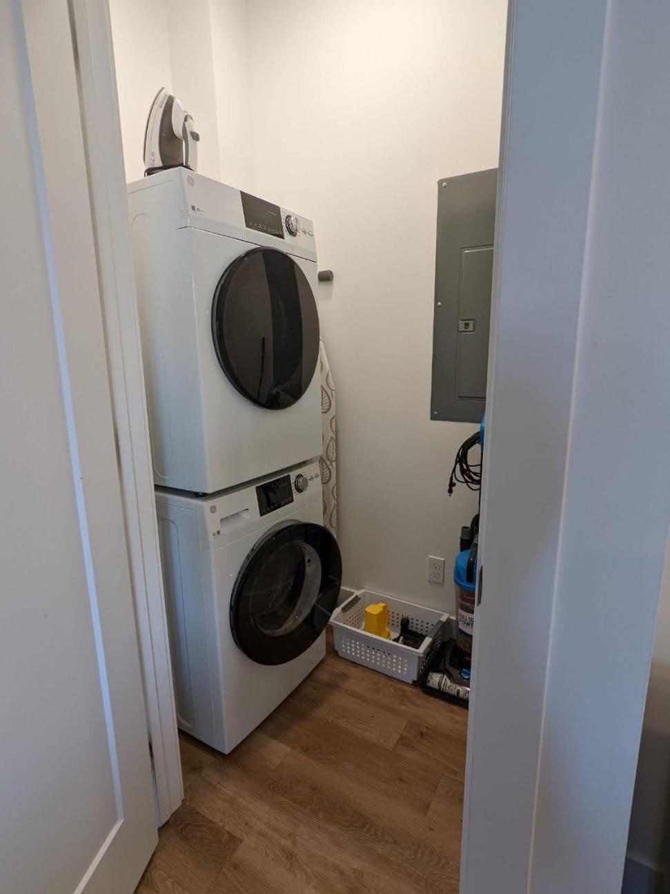 Location Location - Capri Condo 212 特拉弗斯城 外观 照片